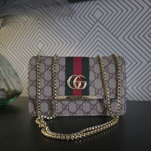 GG " INSPIRED " BAG 💚👜✨️...read ⬇️